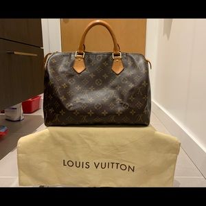 Louis Vuitton Monogram Speedy 30
